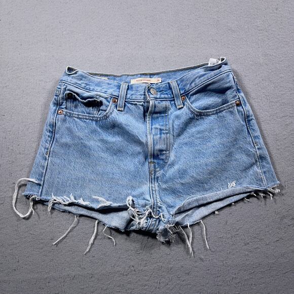 Levi's Denim Cutoff Shorts Women Sz‎ 26 Light Wash High Rise Distressed Wedgie - Picture 1 of 13